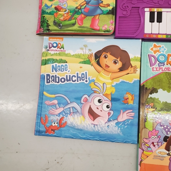 Dora the Explorer Book Set of 8 - Picture 9 of 14